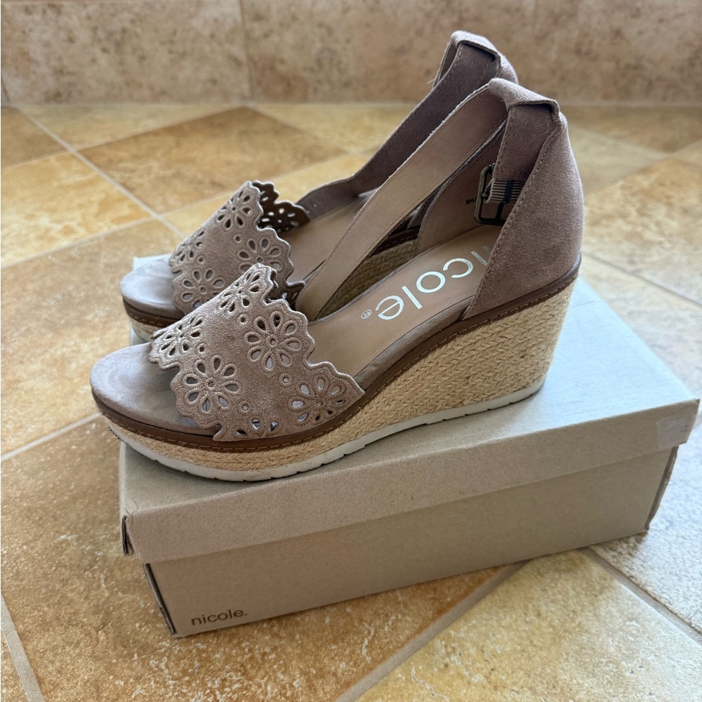 Nicole Tan Wedge Sandals with Perforated Design